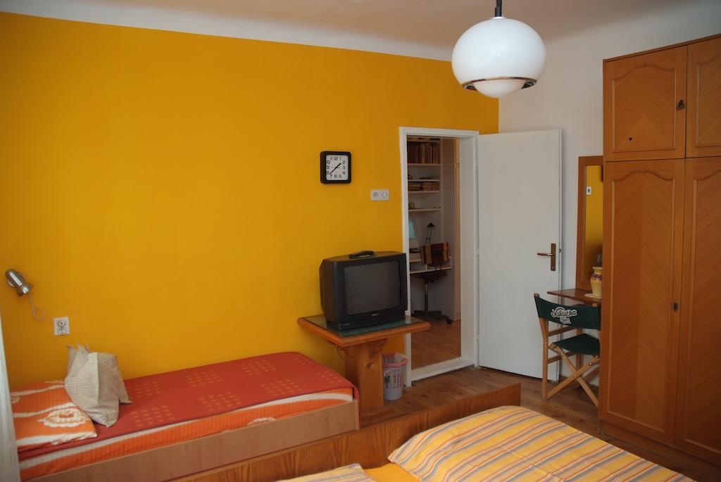 Guesthouse 7Even โมสตาร์ ห้อง รูปภาพ